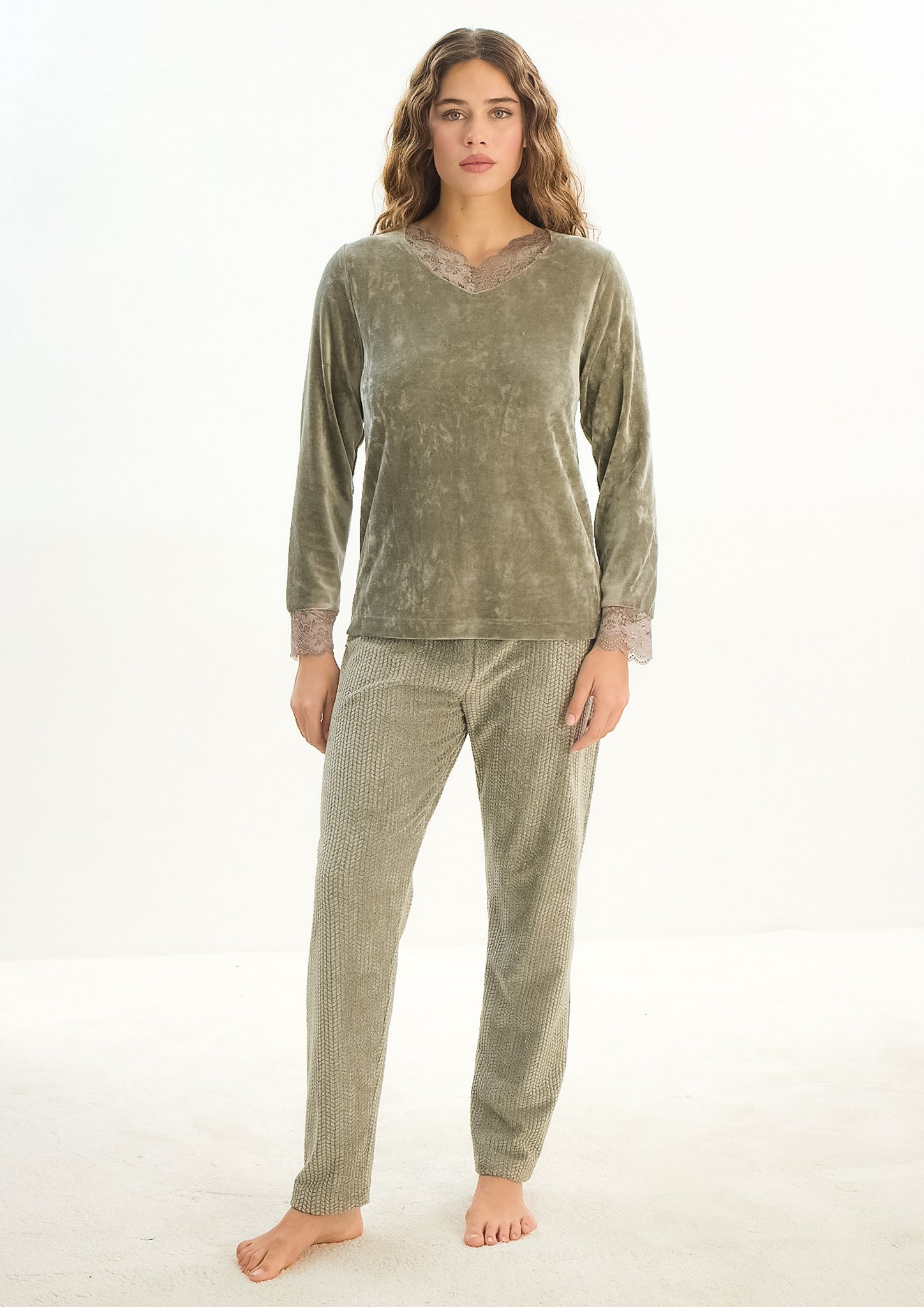 Pants Pajama Set
                   |  |
