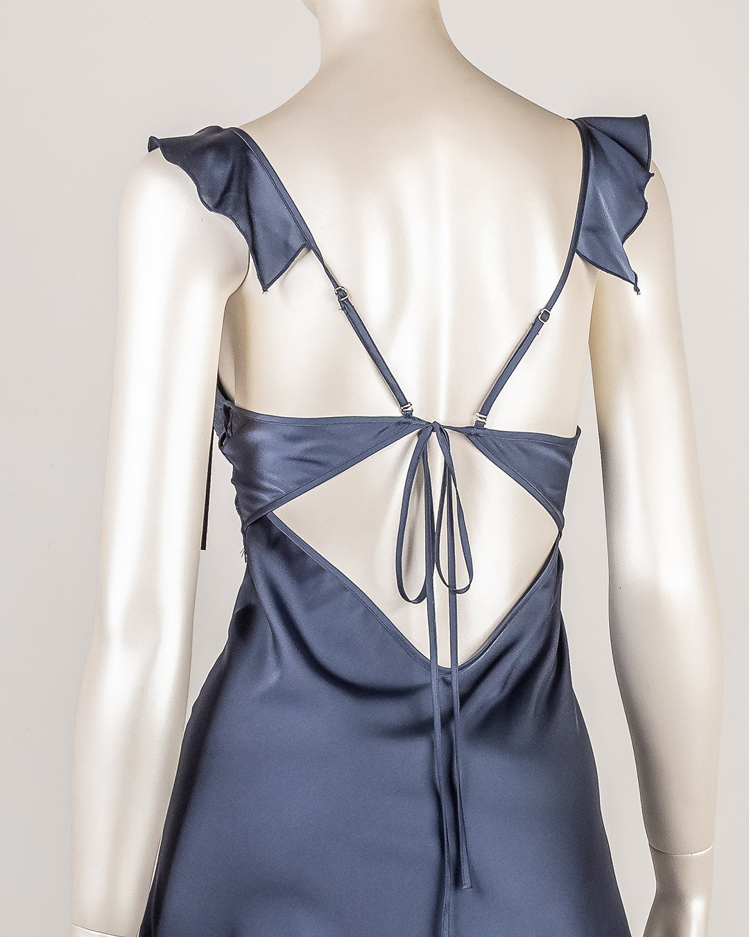 Satin Gown -26 | 4784-BL/S-M | Zorita Lingerie | الملابس الداخلية | قميص نوم طويل Satin Gown -26 | 4784-BL/S-M | Zorita Lingerie | الملابس الداخلية | قميص نوم طويل