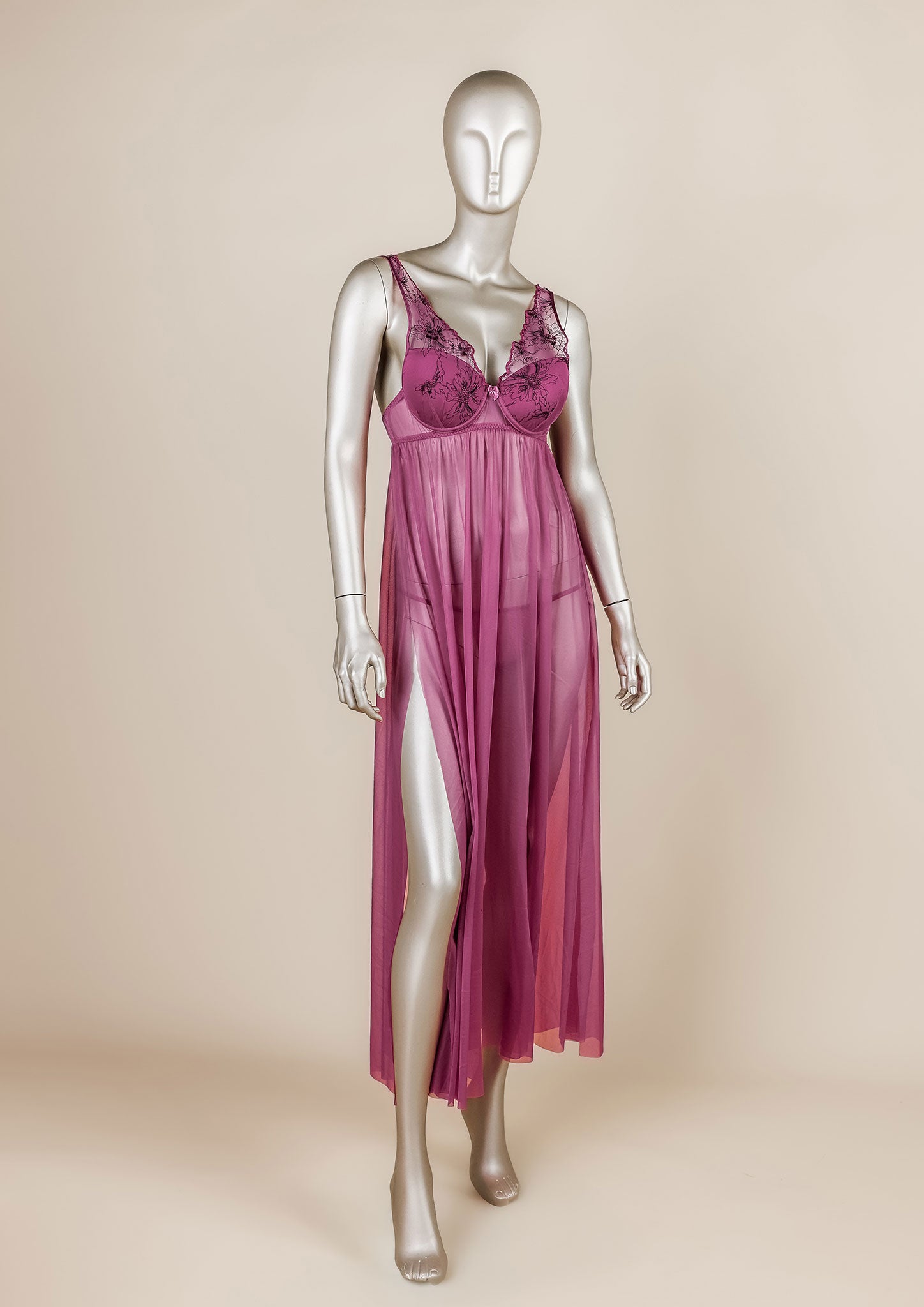 Shiny tulle gown | 4850-RW/S-M | Zorita Lingerie | الملابس الداخلية | قميص نوم طويل Shiny tulle gown | 4850-RW/S-M | Zorita Lingerie | الملابس الداخلية | قميص نوم طويل