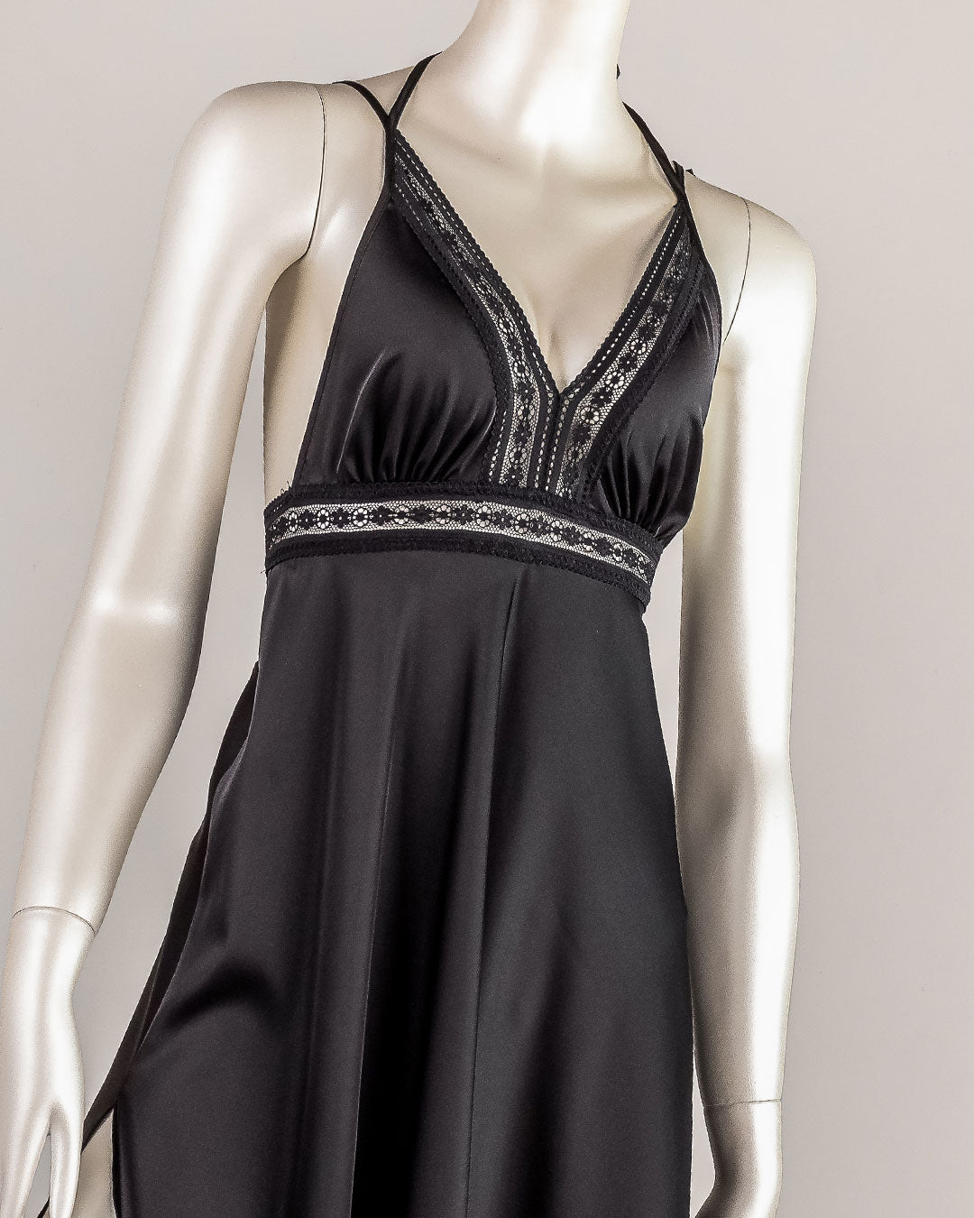 Satin Gown -26 | 4861-B/S-M | Zorita Lingerie | الملابس الداخلية | قميص نوم طويل Satin Gown -26 | 4861-B/S-M | Zorita Lingerie | الملابس الداخلية | قميص نوم طويل