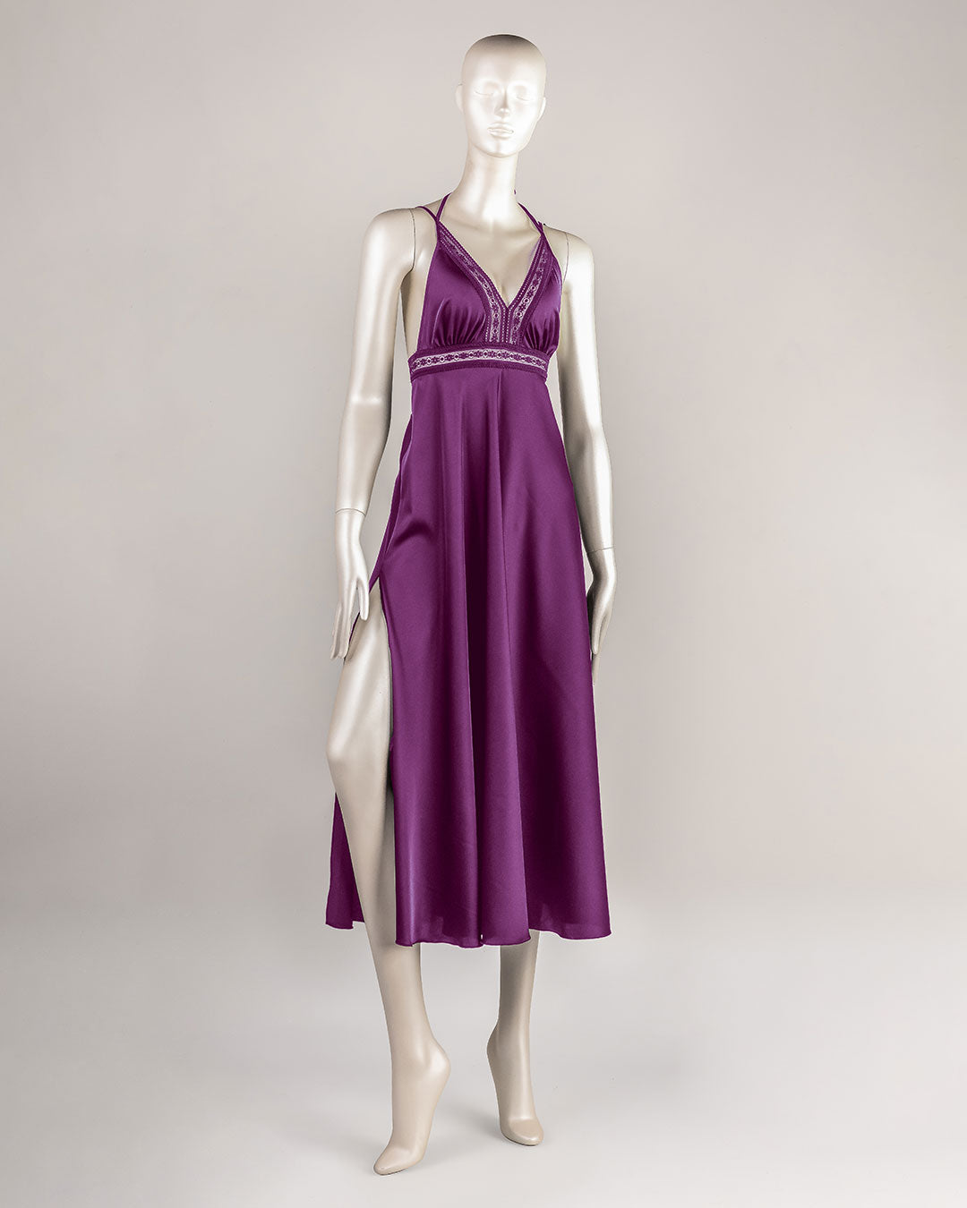 Satin Gown -26 | 4861-B/S-M | Zorita Lingerie | الملابس الداخلية | قميص نوم طويل Satin Gown -26 | 4861-B/S-M | Zorita Lingerie | الملابس الداخلية | قميص نوم طويل