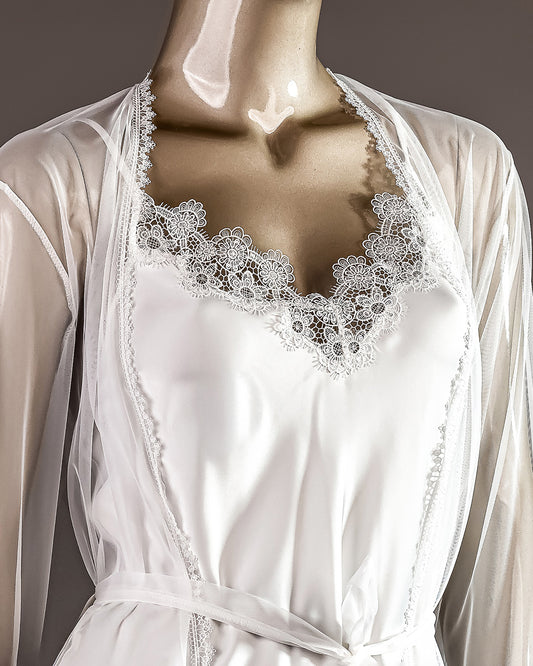 Short Bridal Lingerie Set – Satin & Lace