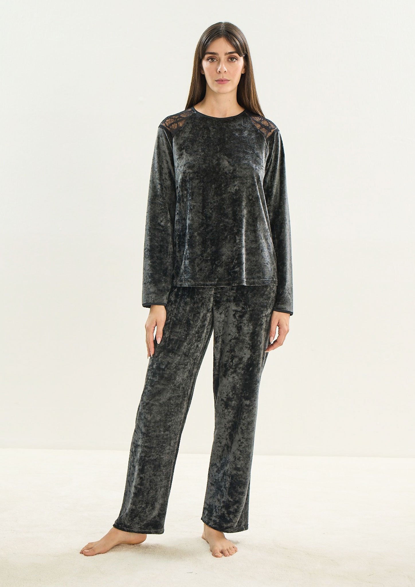 Pants Pajama Set
                   |  |